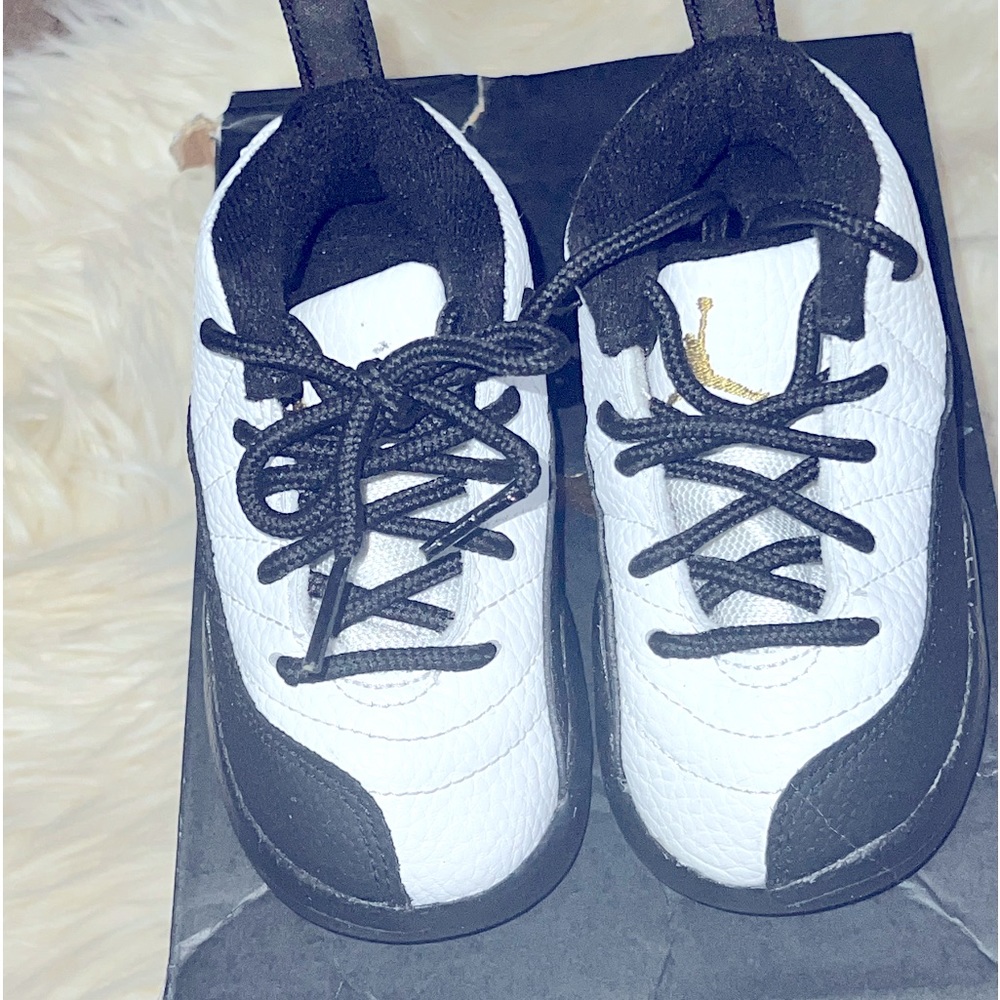 Jordan 12s Taxi